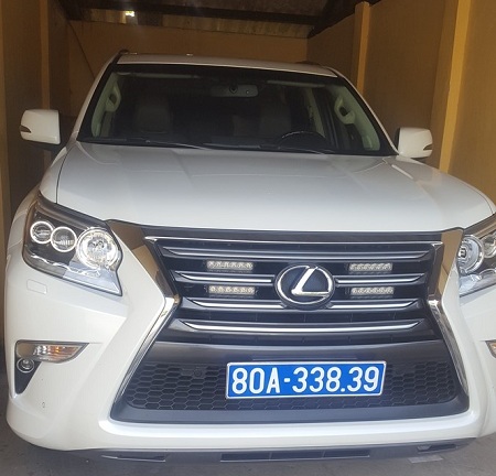 Tổng giám đốc tặng 2 xe Lexus 6 tỷ đồng cho tỉnh Cà Mau lên tiếng
