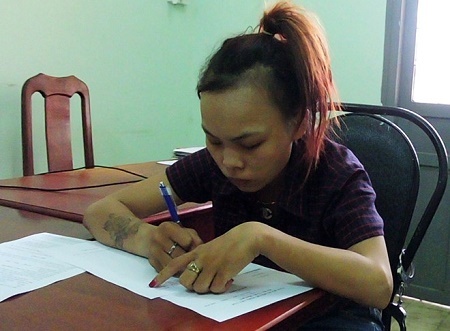 Cô gái mang 3 lệnh truy nã lừa tình bạn trai mới quen qua mạng