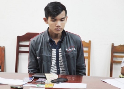 Quay lén bạn nữ để tống tiền, nam sinh lãnh 3 năm tù