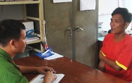 Bắt người đàn ông nghi ngáo đá khống chế tài xế xe khách suốt 5 giờ 