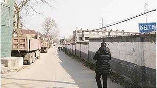 Chuyện lạ có thật: Cả làng đua nhau ly hôn để được hưởng tiền bồi thường nhà đất