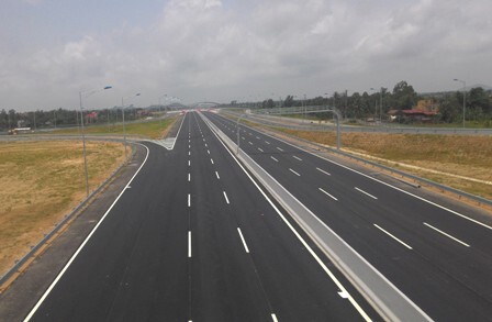 Sẽ hiện thực hóa dự án đường cao tốc nối liền Hà Nội - Viêng Chăn