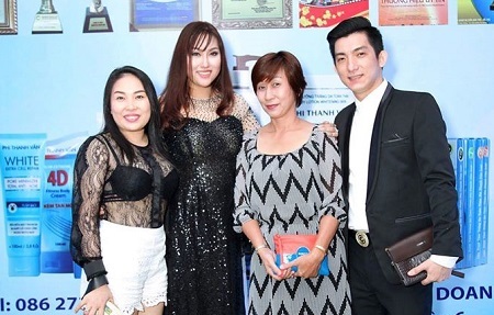 Sau vụ ly hôn ồn ào, Phi Thanh Vân và chồng cũ lần đầu tái hợp