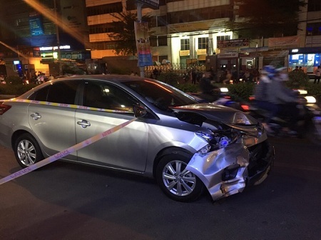 Truy đuổi gần 5 km bắt tài xế gây tai nạn chết người rồi bỏ chạy