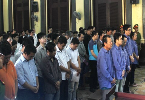 Tuyên án đường dây đánh bạc trăm tỷ do