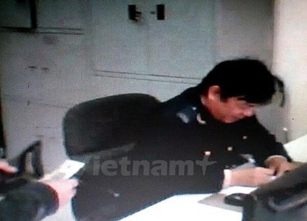 Dừng công tác 5 cán bộ hải quan bị tố nhận tiền 