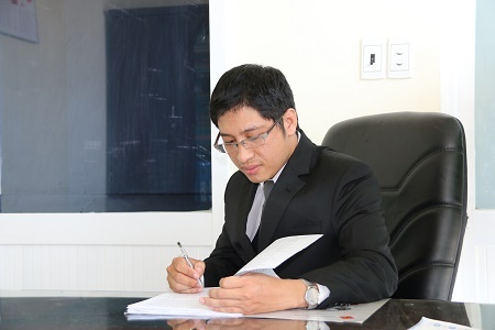 Làm gì khi chồng lấy cớ đau tim, từ chối cấp dưỡng?