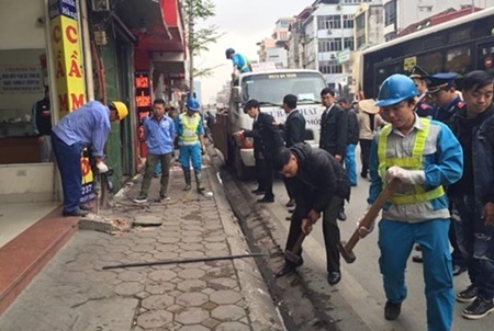 Thành phố Hà Nội ban hành Quy tắc ứng xử công cộng: Vi phạm sẽ bị bêu tên