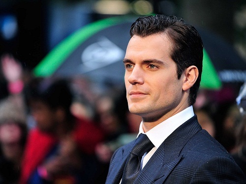 Henry Cavill chính thức tham gia