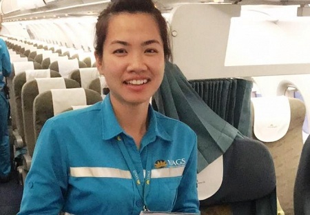 Nữ nhân viên sân bay trả lại gần nửa tỷ đồng cho khách