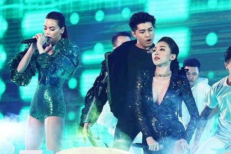 Noo Phước Thịnh cực ngầu bên cạnh Tóc Tiên, Hà Hồ nóng bỏng