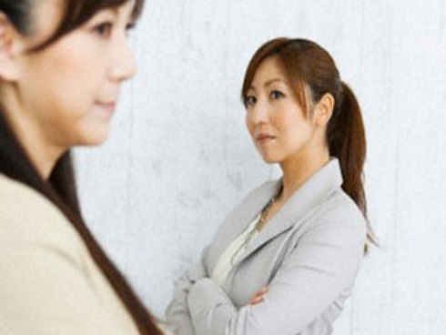 Bồ của chồng ghen ngược, tôi khủng hoảng muốn kết thúc cuộc hôn nhân