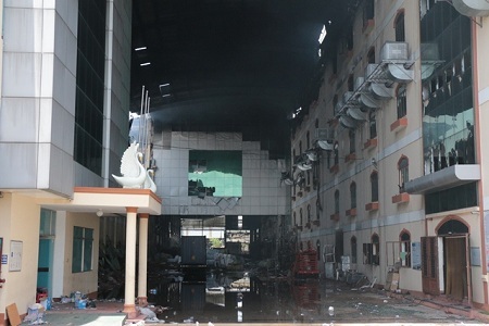 Hỏa hoạn lớn ở Cần Thơ: Công ty than chữa cháy kém, cứu hỏa kêu...thiếu nước