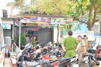 Khởi tố nam thanh niên đâm bạn gái rồi tự sát bất thành