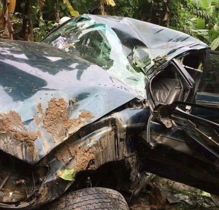 Lạc tay lái, xe chở Phó tổng giám đốc EVN lao thẳng xuống vực sâu 40m