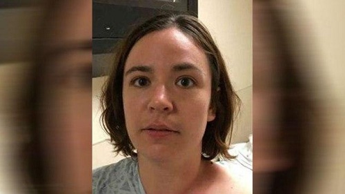 Cô gái khỏa thân trên đường tự nhận là 'nàng tiên cá'