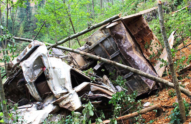 Vụ 4 người tử vong vì xe lao xuống vực: Xe tải đã hết niên hạn sử dụng