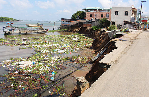 An Giang kiến nghị dời 20.000 hộ dân ra khỏi nơi sạt lở