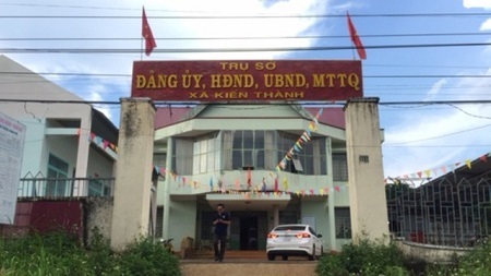 Dùng bằng cấp 3 giả, chủ tịch xã bị đề nghị cách chức