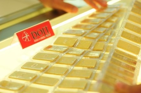 Giá vàng hôm nay 1/5: Vàng SJC duy trì ổn định
