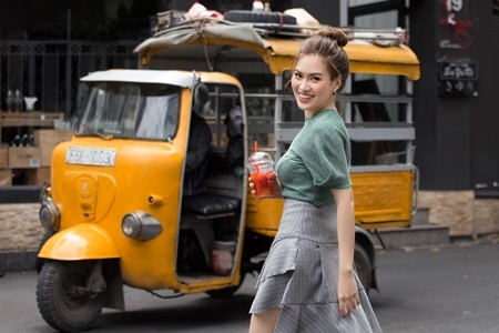 Mix đồ mùa hè sang mà đẹp như Hoa hậu Diễm Trần