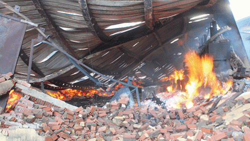 Cháy xưởng gỗ rộng 3.000 mét vuông tại Đồng Nai, thiệt hại hàng chục tỷ đồng