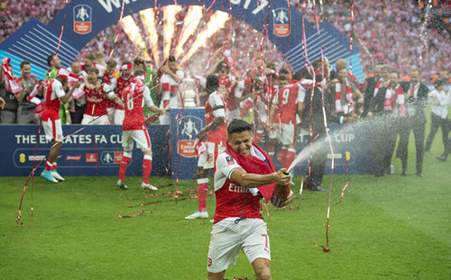 Quên đi Chelsea, cúp FA phải là của Wenger!