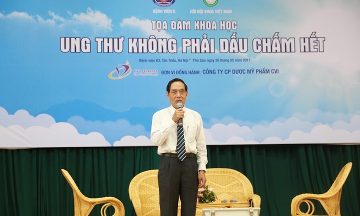 Bỏ đói tế bào ung thư: Giáo sư hàng đầu tư vấn thế nào?