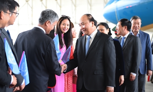 Thủ tướng Nguyễn Xuân Phúc đến New York, bắt đầu chuyến thăm Hoa Kỳ