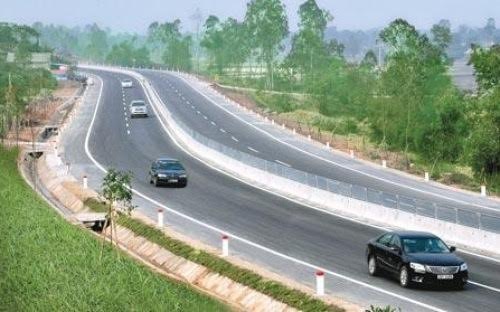 Chính phủ giảm 1.349 tỷ đồng vốn dự án quốc lộ 1, đường Hồ Chí Minh