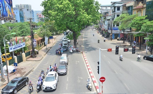 Cuối tuần, Hà Nội bước vào đỉnh đợt nắng nóng 41 độ C