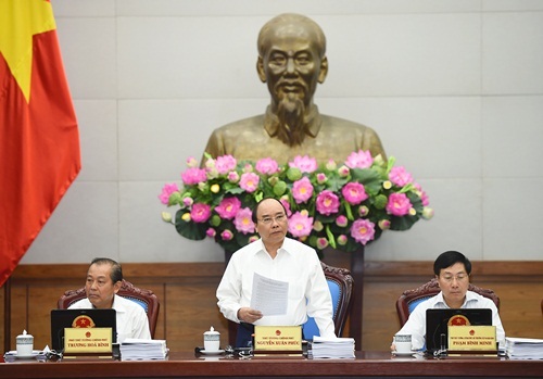 Thủ tướng: Không ngồi nhà chờ báo cáo