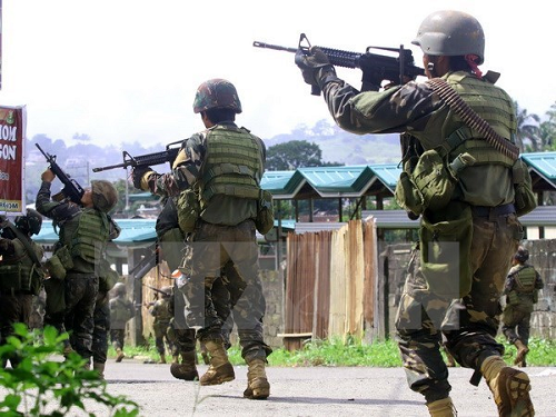 Mỹ hỗ trợ hàng loạt vũ khí để Philippines chống khủng bố
