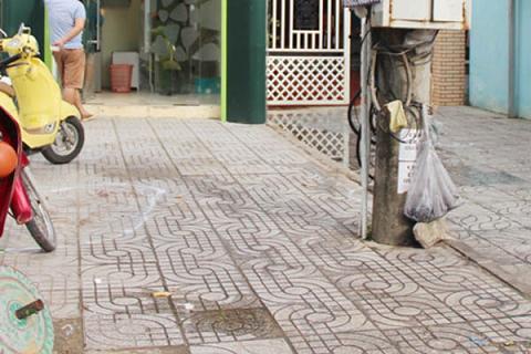 Điều tra vụ thiếu nữ 14 tuổi phụ bán trà sữa bị đâm tử vong