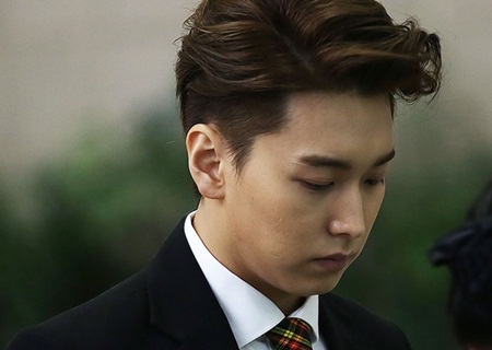 Sungmin bị fan tẩy chay, yêu cầu rời khỏi Super Junior