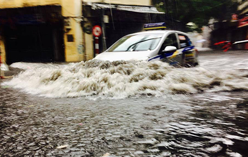 Dự báo thời tiết 16/6: Hà Nội tăng cường mưa rào, đề phòng thời tiết nguy hiểm