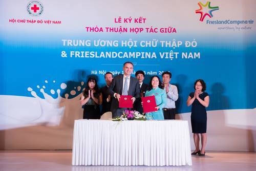 Hội chữ thập đỏ Việt Nam & FrieslandCampina Việt Nam ký kết thỏa thuận hợp tác