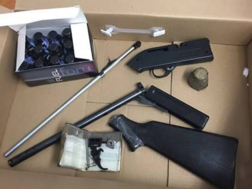 Bắt nam thanh niên tàng trữ 8 khẩu súng và 41 viên đạn