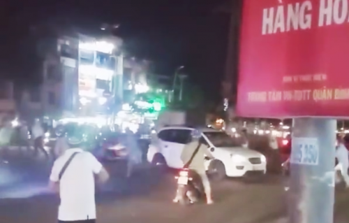 Thông tin mới vụ 40 thanh niên mặc áo GrabBike hỗn chiến tại bến xe Miền Tây