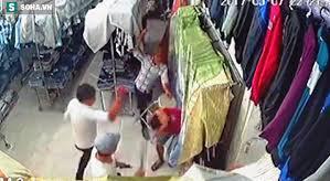 Vụ côn đồ chém người trong cửa hàng mỹ phẩm: Bắt khẩn cấp 2 nghi phạm