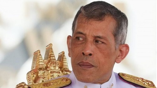 Quốc vương Thái Lan bị bắn bằng súng đồ chơi tại Đức