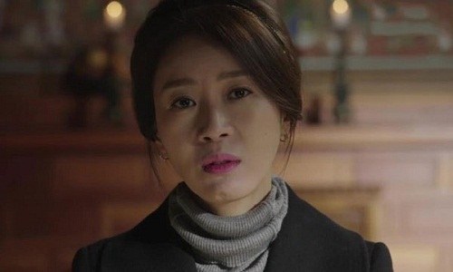 Sự thật sững người phía sau câu chuyện con trai đi nước ngoài nhưng con dâu vẫn có bầu