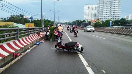 Sau tai nạn giao thông, nạn nhân báo mất 100 triệu đồng trong cốp xe