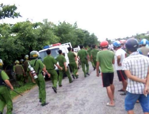 Hàng trăm cảnh sát truy tìm 50 học viên phá rào, trốn trại cai nghiện