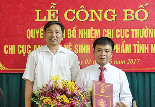 Vụ Chi cục trưởng ở Nghệ An mất chức vì sinh con thứ 4: Tiếp tục xử lý vi phạm