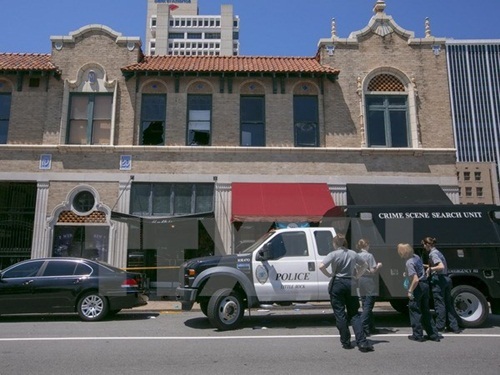 Xả súng tại hộp đêm ở Mỹ: 28 người bị thương