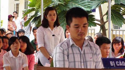 Tài xế xe tải cán chết thiếu tá CSGT lãnh 6 năm tù