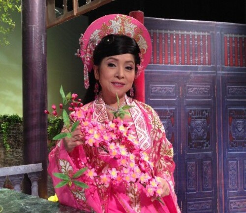 NSƯT Phượng Hằng: Suýt khóc òa trước giờ diễn vì...ba con cá