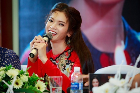 Phạm Phương Thảo: Khi yêu tôi cũng điên cuồng như điên vì nghệ thuật