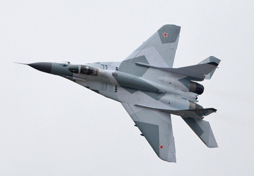 Chiến đấu cơ MiG-29 bốc cháy đùng đùng, phi công thoát hiểm trong gang tấc